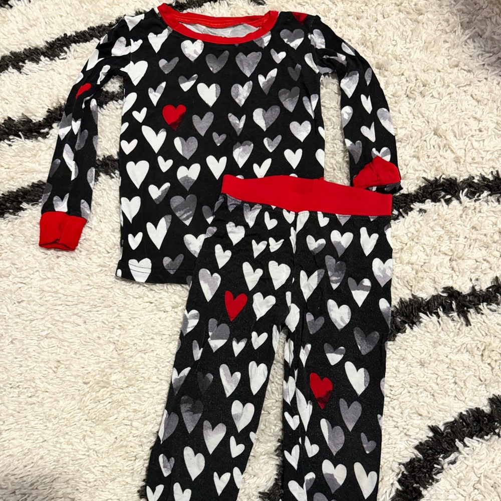 Little Sleepies Monochrome Hearts